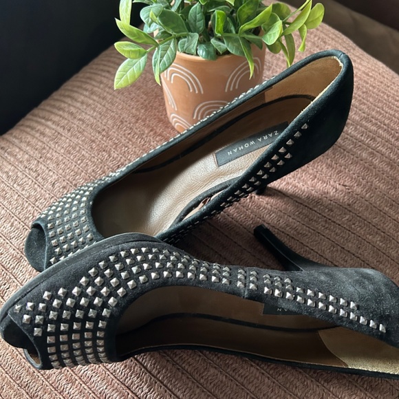 Zara Woman Black Heels - Picture 3 of 3